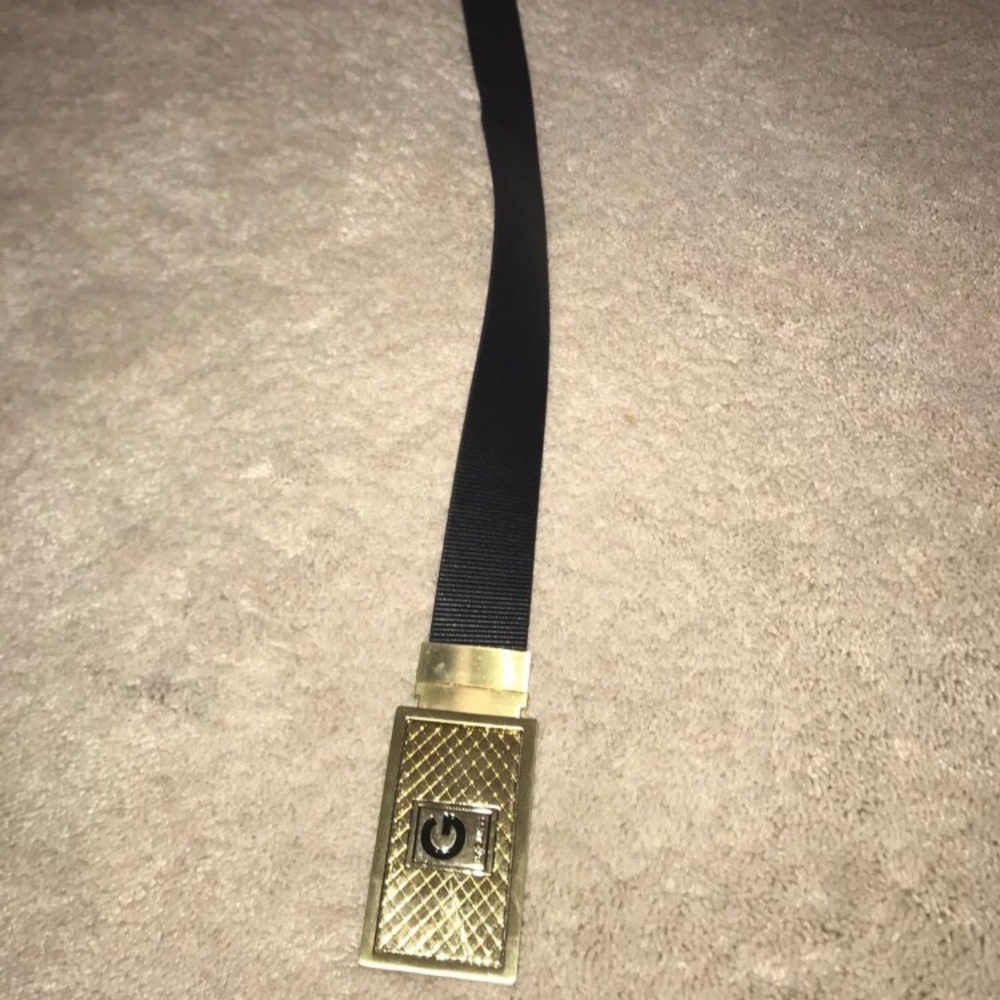 Guess belt